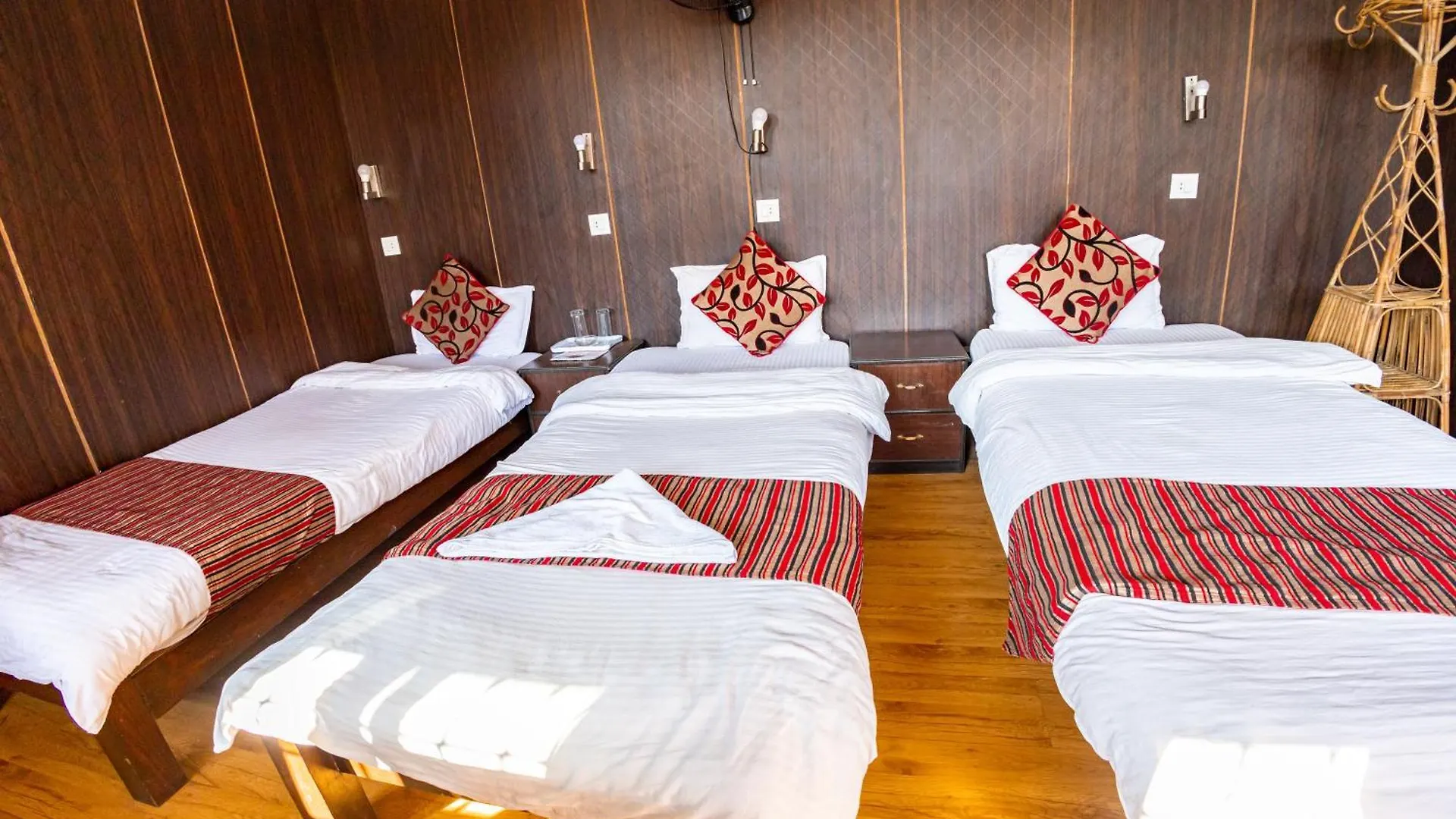 Traveler'S Holiday Inn Kathmandu Nepal