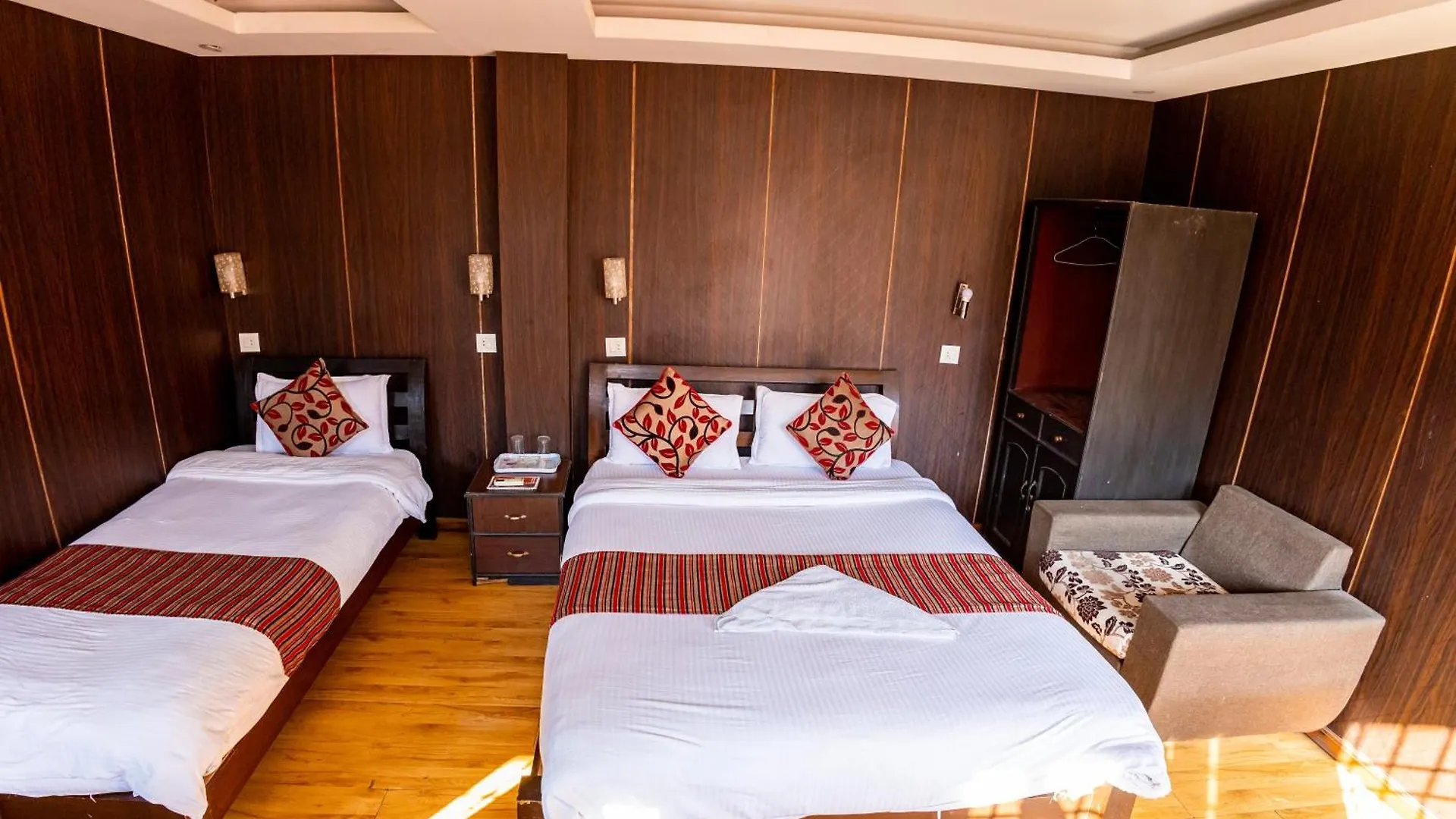 Traveler'S Holiday Inn Kathmandu Hotel