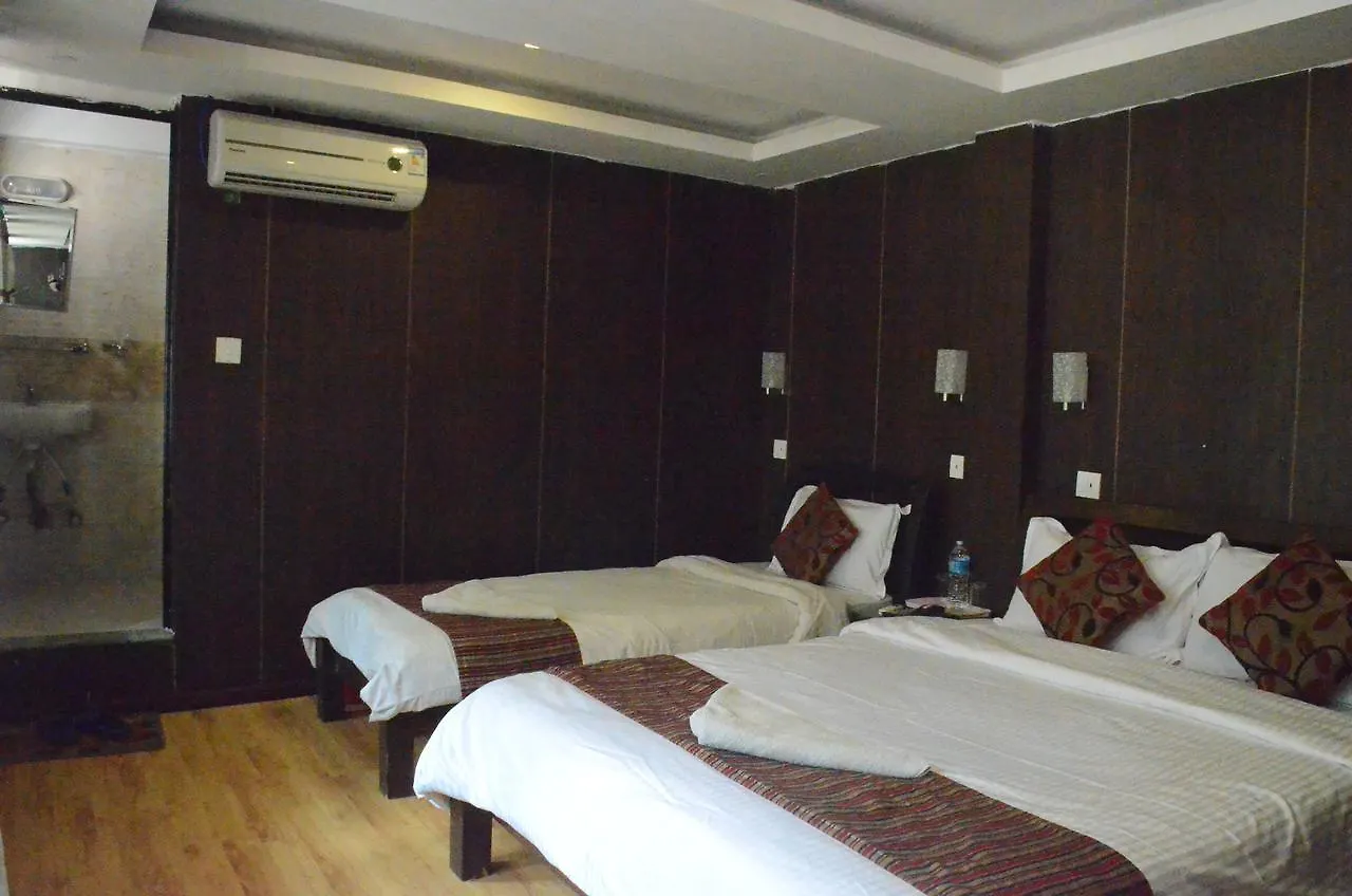 Hotel Traveler'S Holiday Inn Kathmandu Nepal