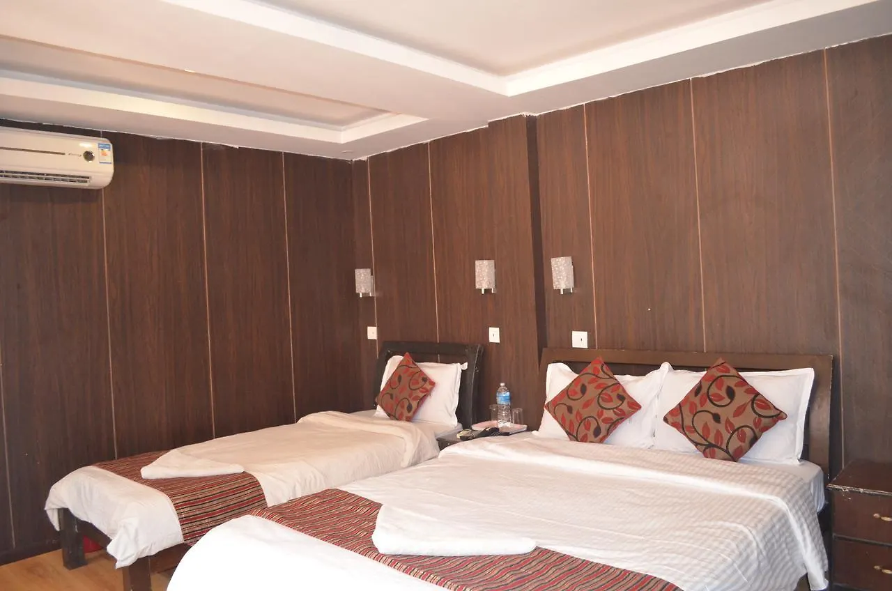 Traveler'S Holiday Inn Kathmandu Hotel