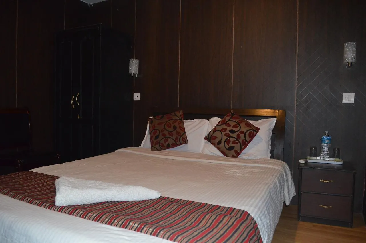 Hotel Traveler'S Holiday Inn Kathmandu