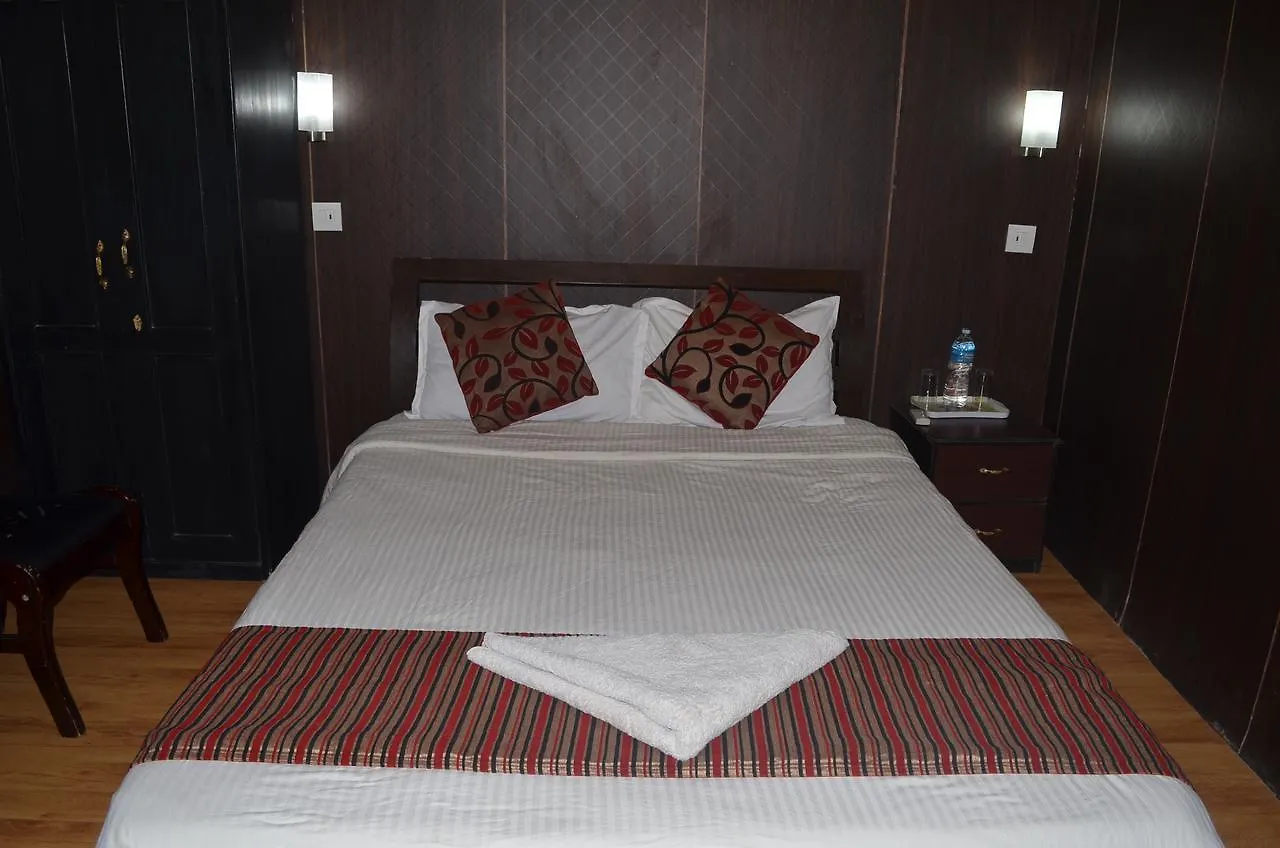 Traveler'S Holiday Inn Kathmandu Hotel