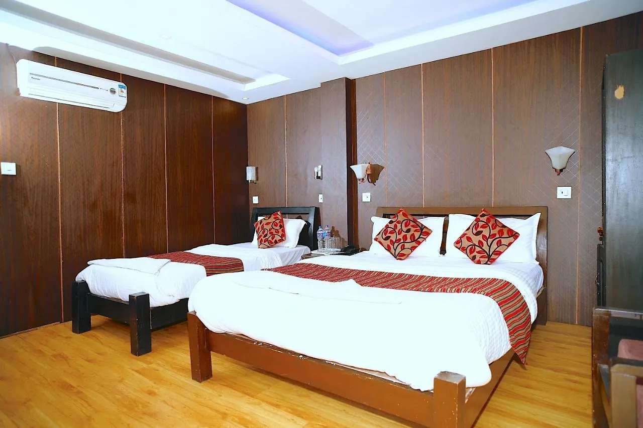 Traveler'S Holiday Inn Kathmandu Hotel