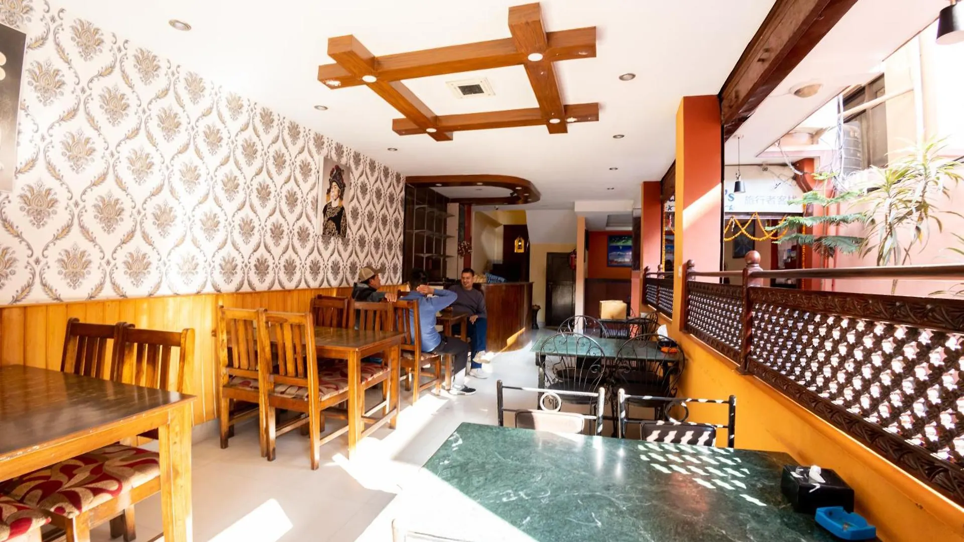 Hotel Traveler'S Holiday Inn Kathmandu