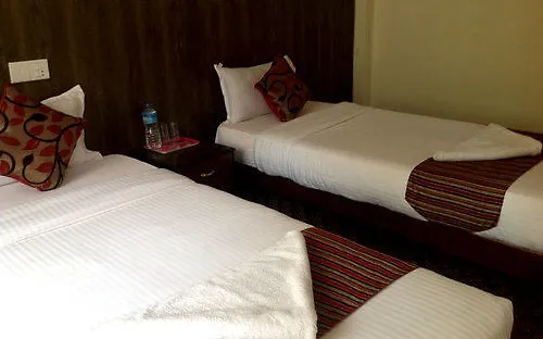 Traveler'S Holiday Inn Kathmandu Hotel