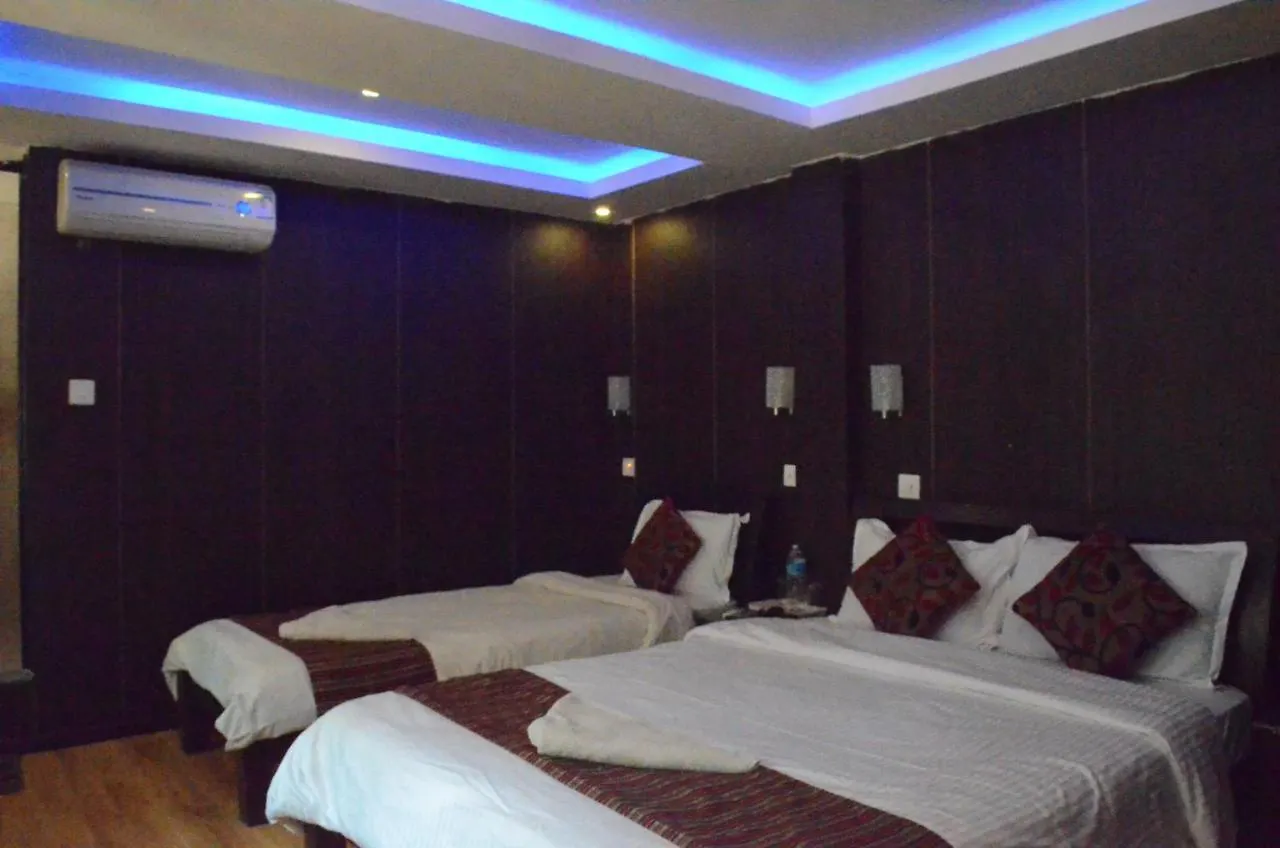 Traveler'S Holiday Inn Kathmandu Hotel